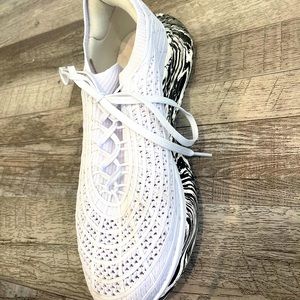 APL TechLoom Zipline Sneaker